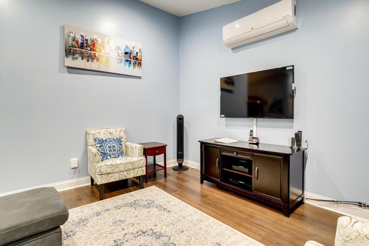 Villa Escape To Our Cozy 3 Bed Rm 2 Bath Unit In Alexandria Va Esterno foto
