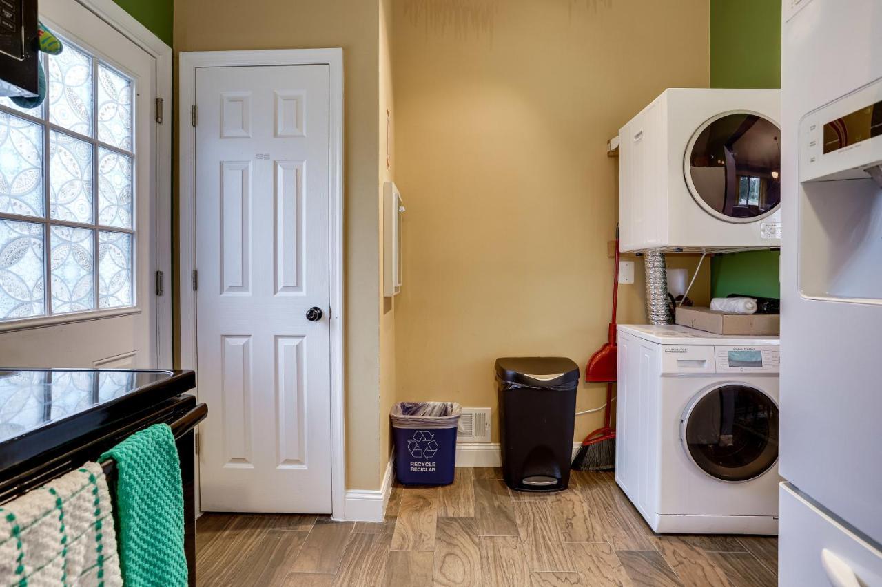 Villa Escape To Our Cozy 3 Bed Rm 2 Bath Unit In Alexandria Va Esterno foto