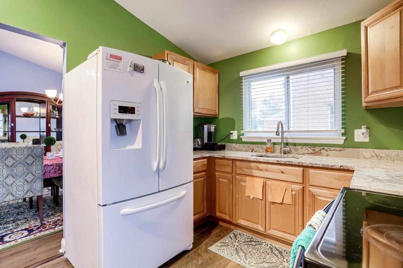 Villa Escape To Our Cozy 3 Bed Rm 2 Bath Unit In Alexandria Va Esterno foto