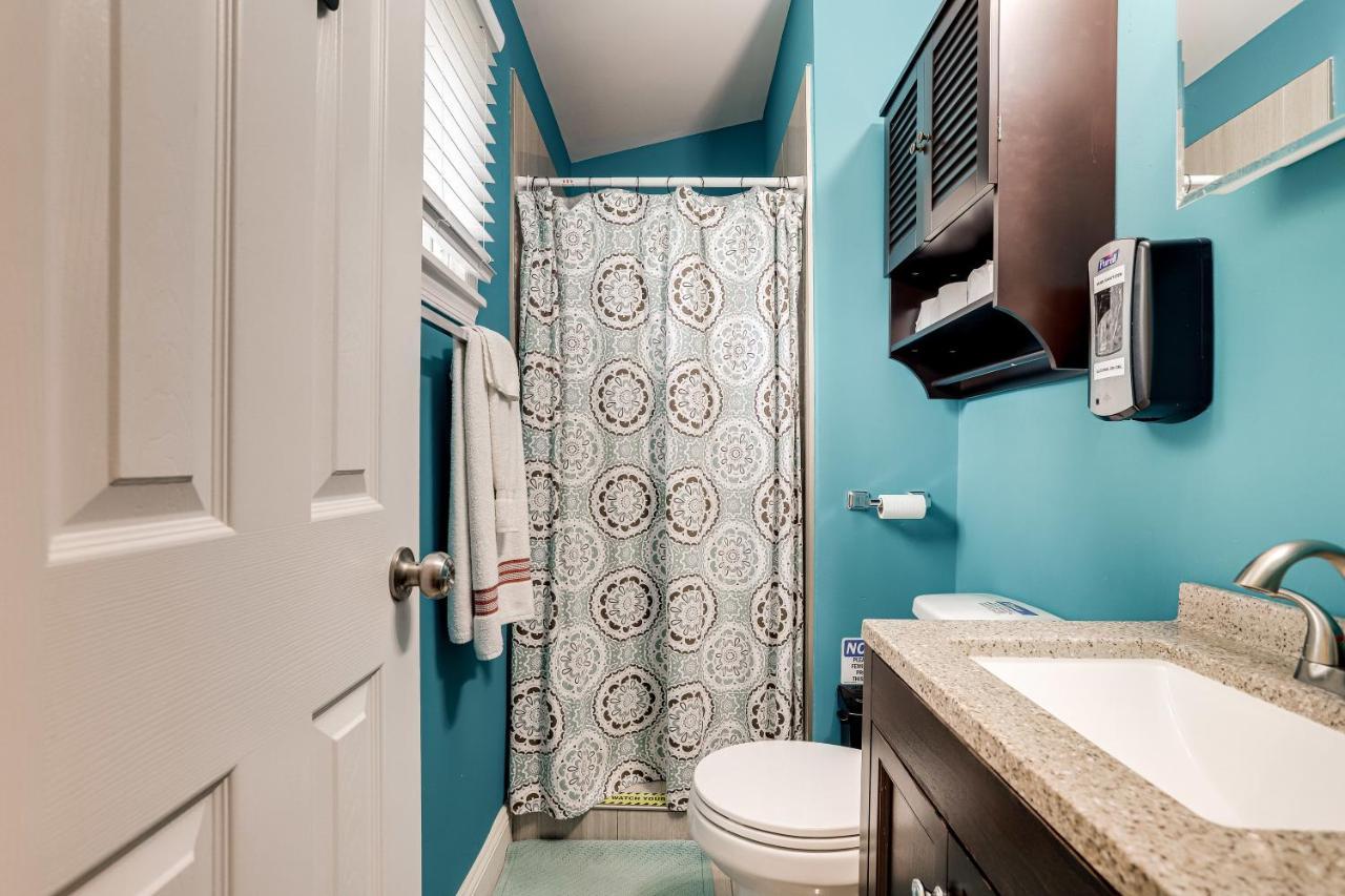 Villa Escape To Our Cozy 3 Bed Rm 2 Bath Unit In Alexandria Va Esterno foto