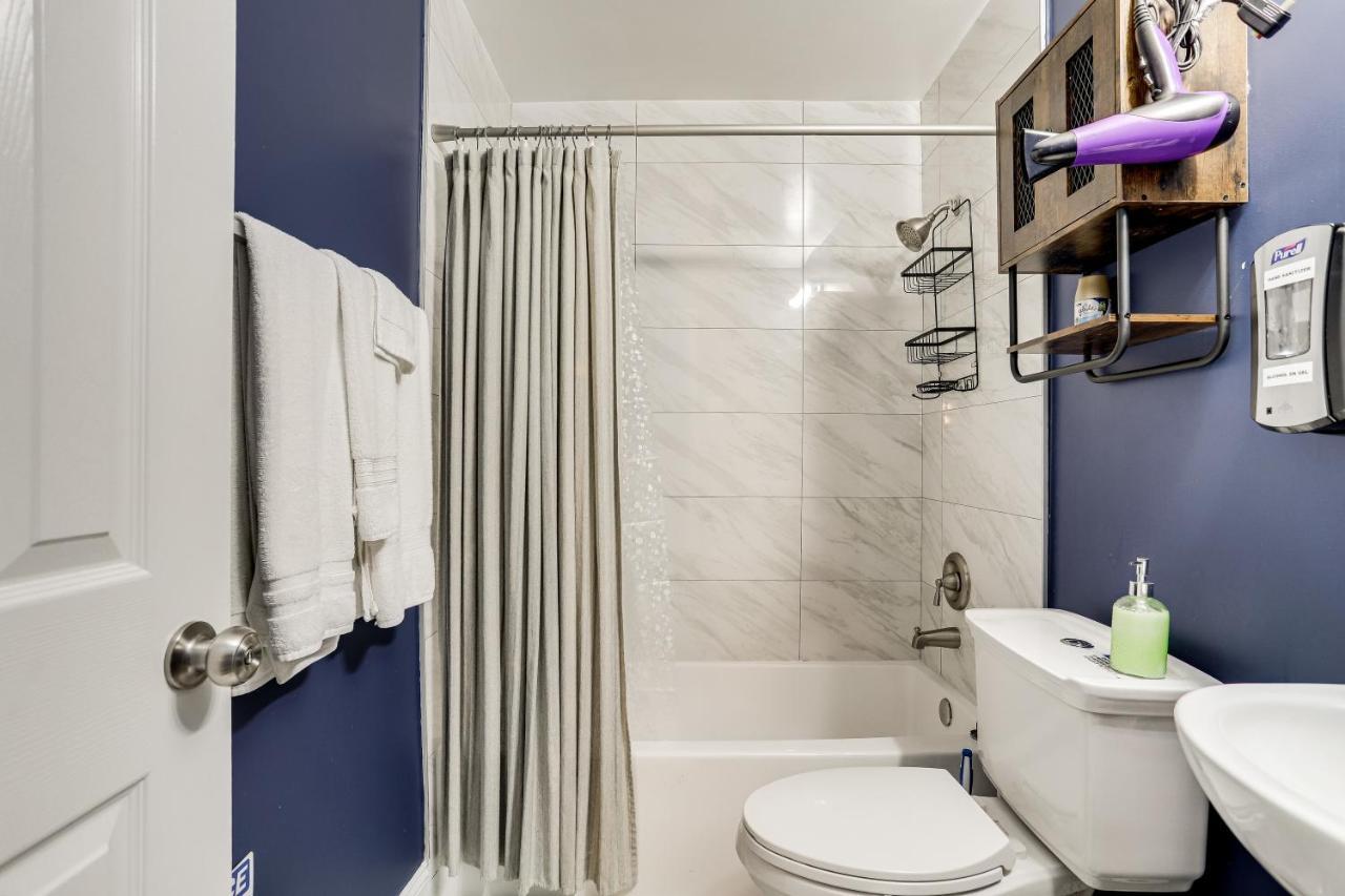 Villa Escape To Our Cozy 3 Bed Rm 2 Bath Unit In Alexandria Va Esterno foto