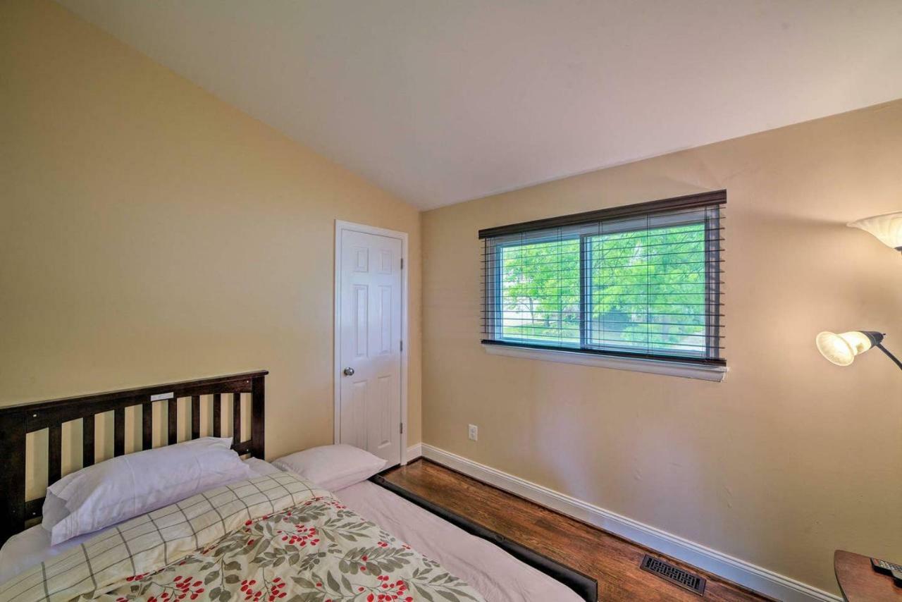 Villa Escape To Our Cozy 3 Bed Rm 2 Bath Unit In Alexandria Va Esterno foto