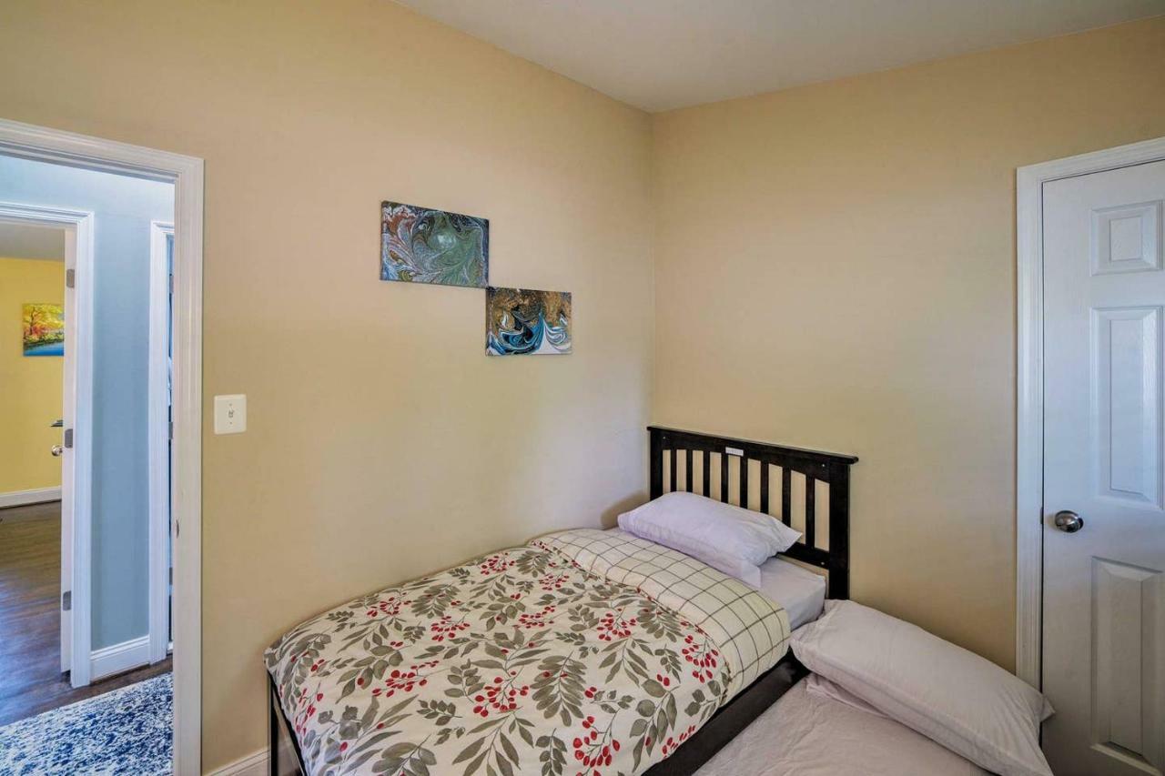 Villa Escape To Our Cozy 3 Bed Rm 2 Bath Unit In Alexandria Va Esterno foto